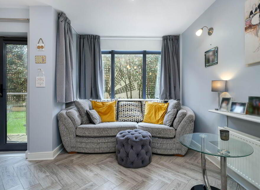 Apartment 3 Block A The Park, Clon Brugh, Aiken`s Village, Dublin, D18VX65