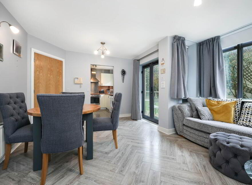 Apartment 3 Block A The Park, Clon Brugh, Aiken`s Village, Dublin, D18VX65