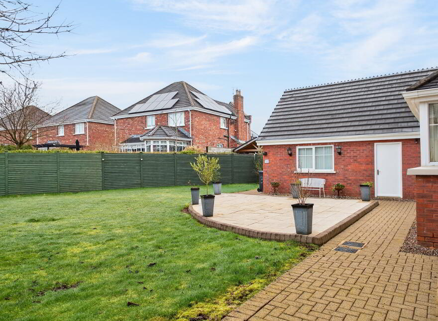 35 Galgorm Lodge, Ballymena, BT42 1GL