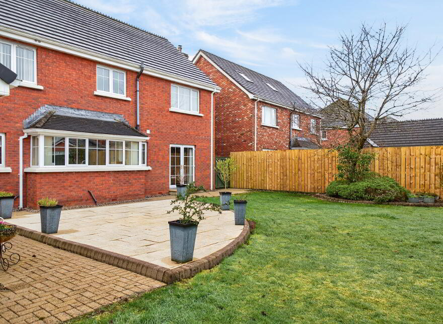 35 Galgorm Lodge, Ballymena, BT42 1GL