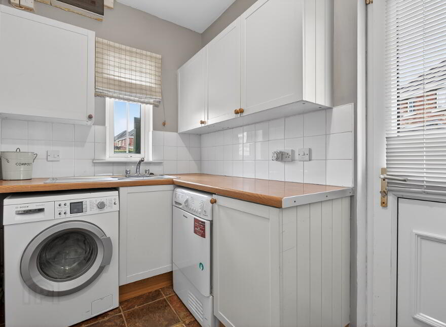 35 Galgorm Lodge, Ballymena, BT42 1GL