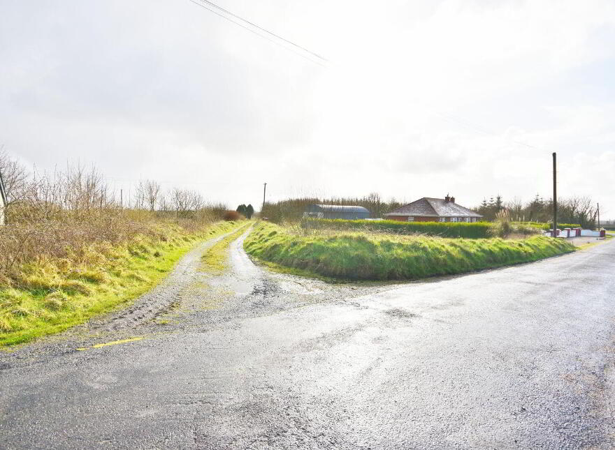 Aughrim, Moyvane, V31V256
