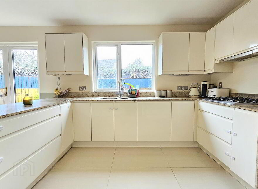 58 Killaloe, Carrickfergus, BT38 8FL