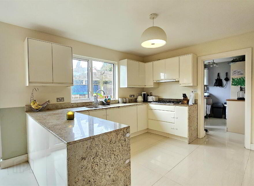 58 Killaloe, Carrickfergus, BT38 8FL