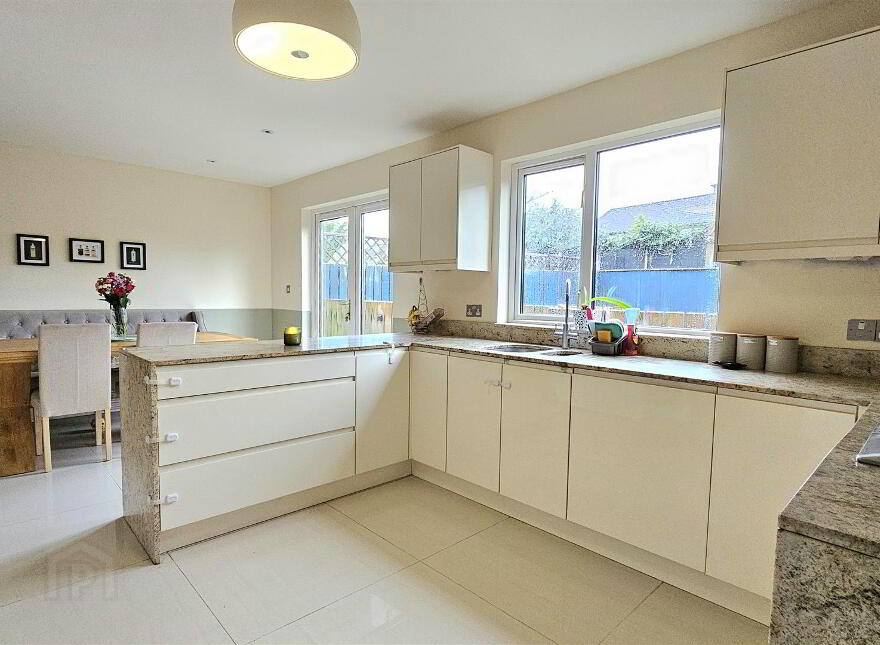 58 Killaloe, Carrickfergus, BT38 8FL