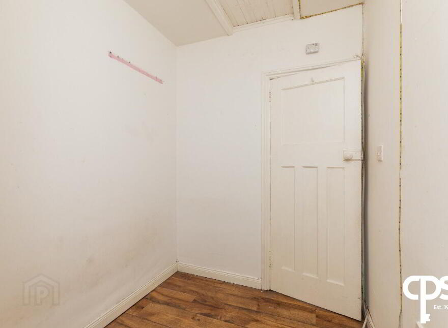 31 Iris Drive, Belfast, BT12 7BJ