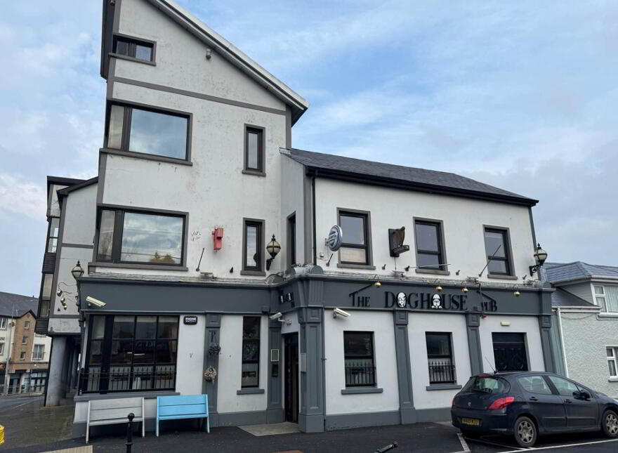 Bar & Restaurant, Navenny Street, Ballybofey, F93HD61