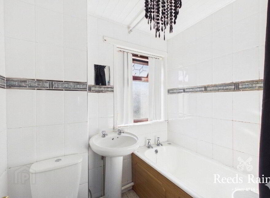 56 Salia Avenue, Carrickfergus, BT38 8NF