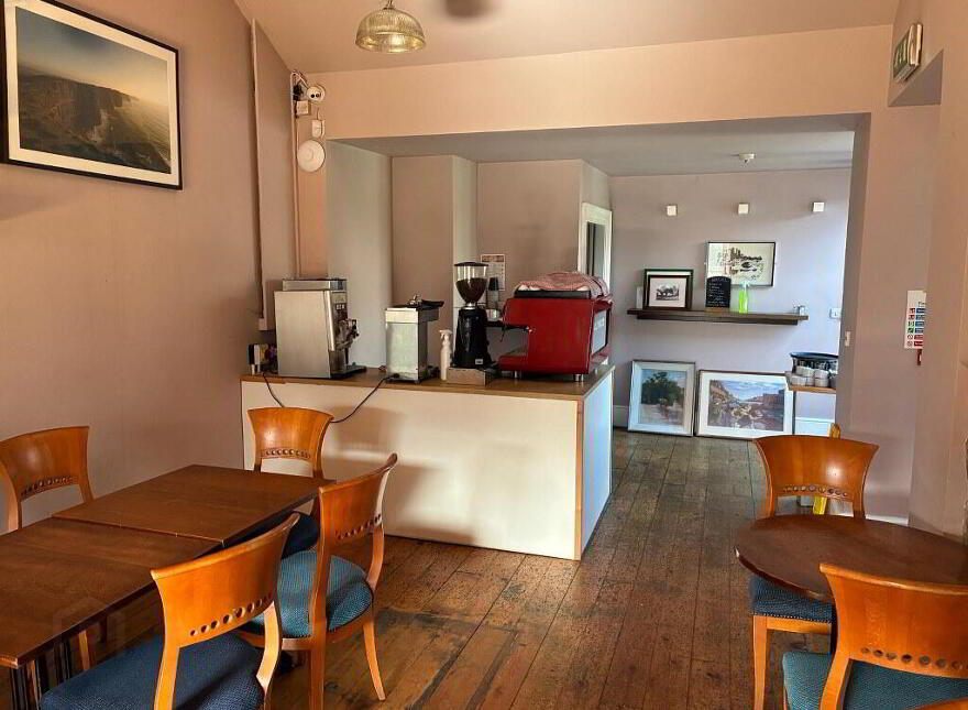 Foley's On The Mall, Main Street, Lismore, P51D5W5