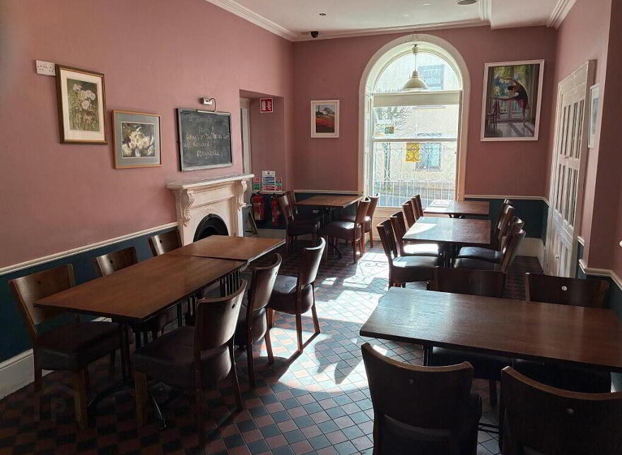 Foley's On The Mall, Main Street, Lismore, P51D5W5