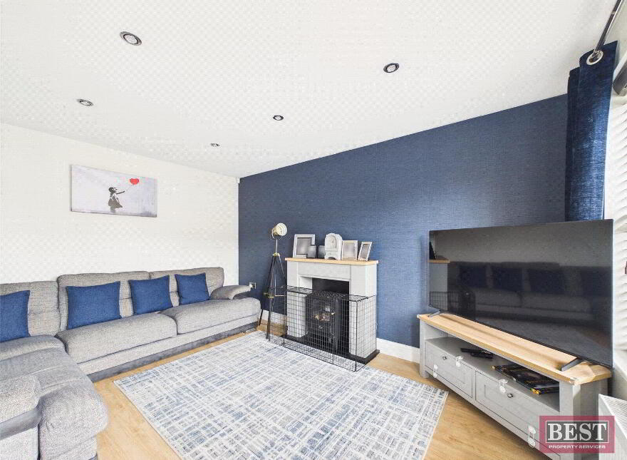7 Carraig Mhuire, Newry, BT34 2GD