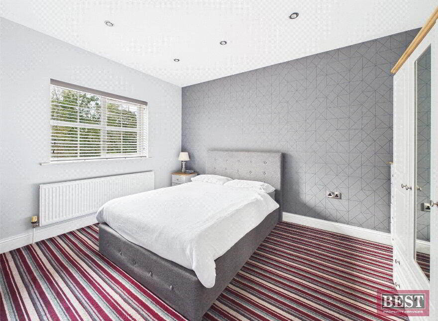 7 Carraig Mhuire, Newry, BT34 2GD