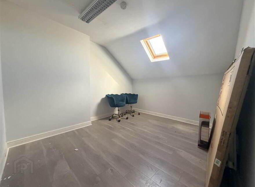 131A Falls Road, Belfast, BT12 6AD