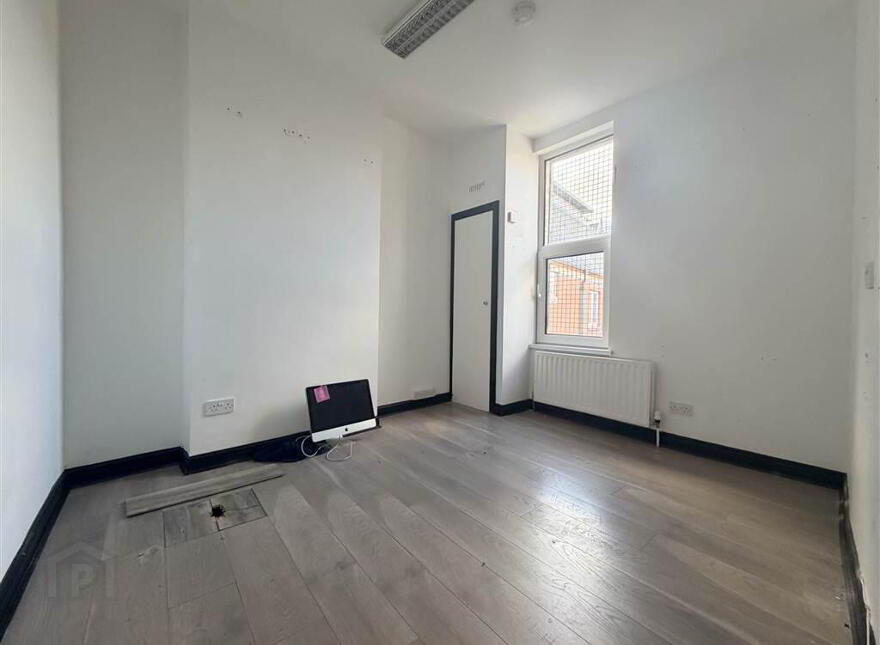 131A Falls Road, Belfast, BT12 6AD