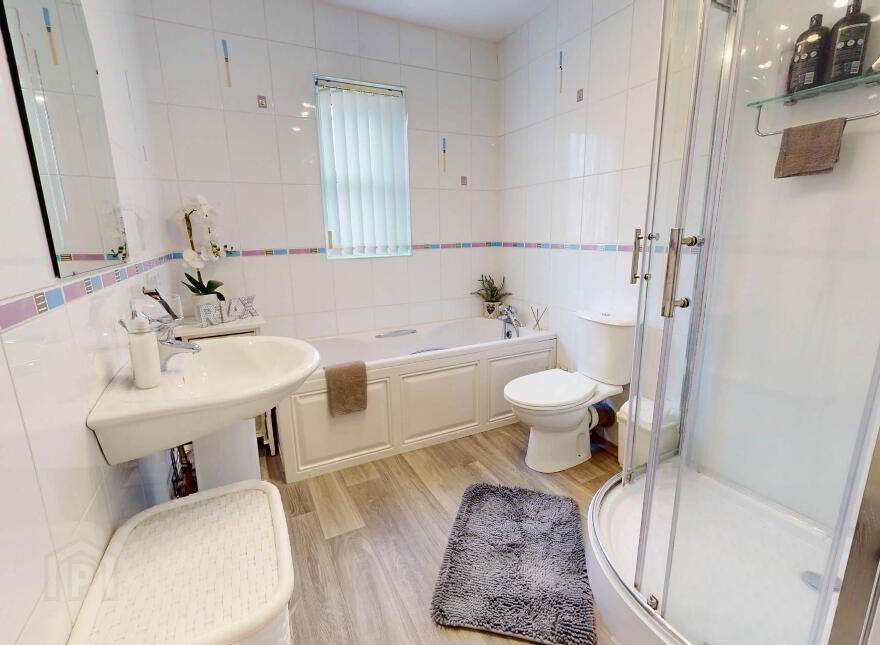 2 Featherbed Glade, Rossorry, Enniskillen, BT74 7HW