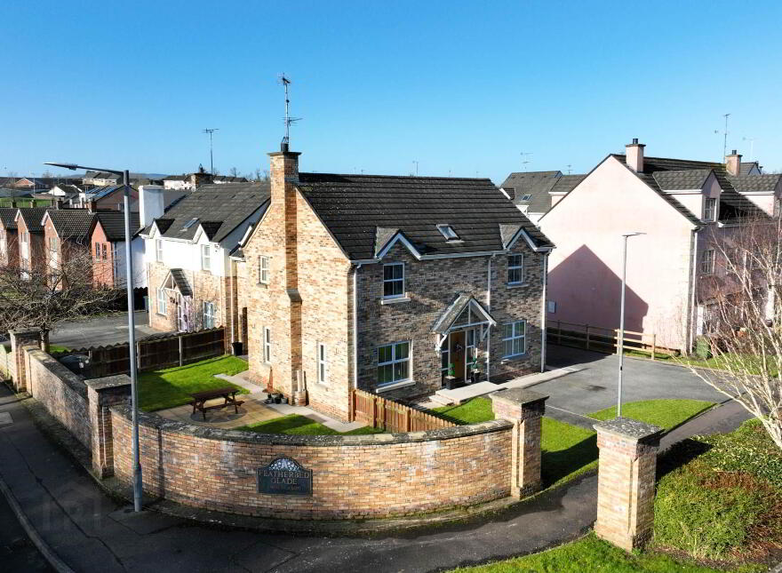 2 Featherbed Glade, Rossorry, Enniskillen, BT74 7HW