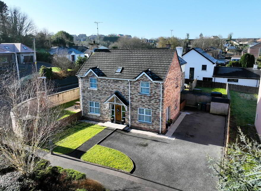 2 Featherbed Glade, Rossorry, Enniskillen, BT74 7HW