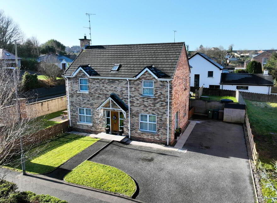 2 Featherbed Glade, Rossorry, Enniskillen, BT74 7HW