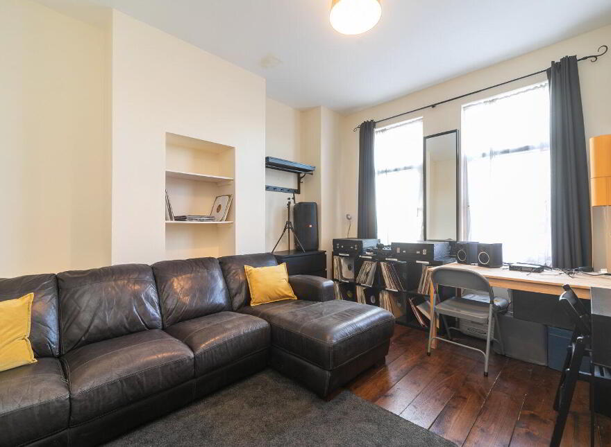 23 Cameron Street, Belfast, BT7 1GU