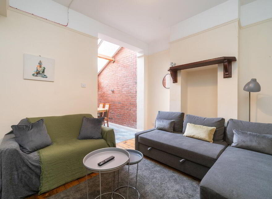 23 Cameron Street, Belfast, BT7 1GU