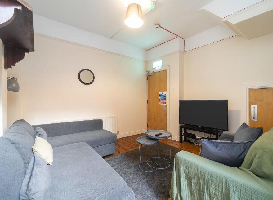 23 Cameron Street, Belfast, BT7 1GU