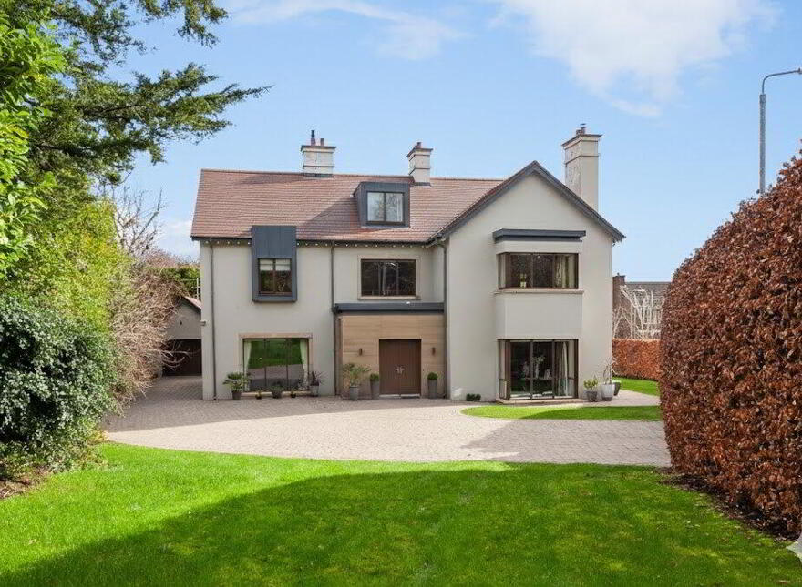 22 Deramore Park South, Belfast, BT9 5JY