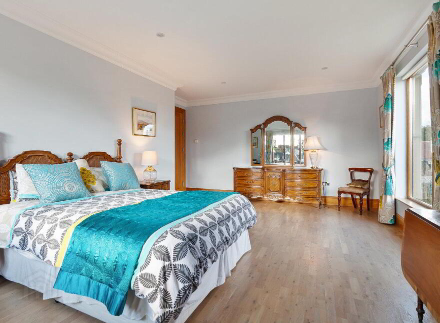 22 Deramore Park South, Belfast, BT9 5JY