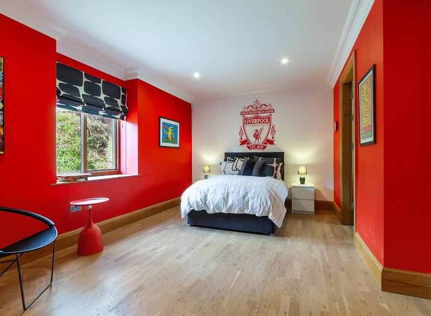 22 Deramore Park South, Belfast, BT9 5JY