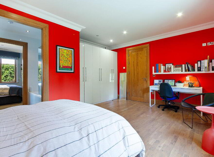 22 Deramore Park South, Belfast, BT9 5JY