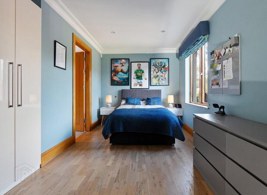 22 Deramore Park South, Belfast, BT9 5JY