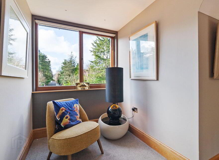 22 Deramore Park South, Belfast, BT9 5JY