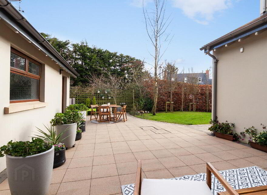 22 Deramore Park South, Belfast, BT9 5JY