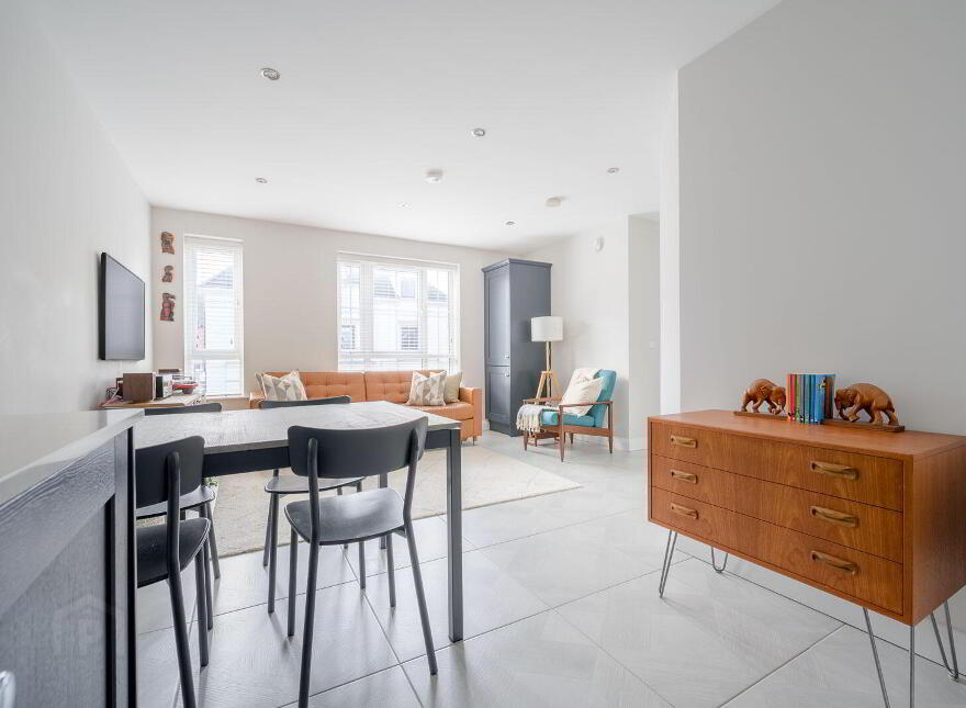 Apartment 8 Castlehill Wood, Belfast, BT4 3PJ