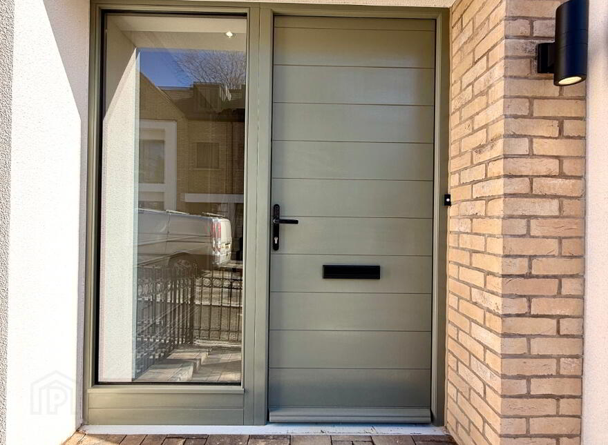 2 Derrianna, Culmore Road, Derry, BT48 8JB