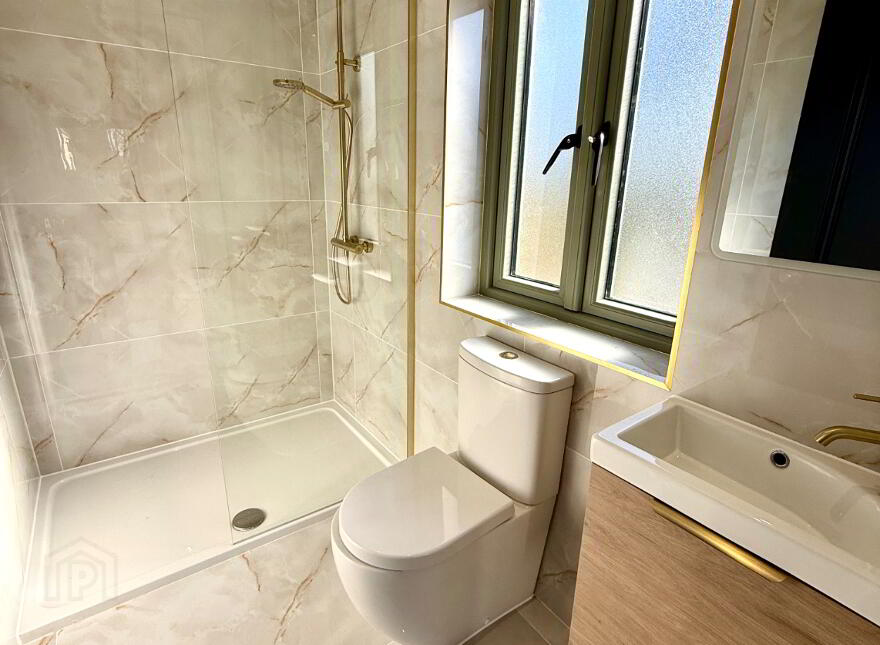2 Derrianna, Culmore Road, Derry, BT48 8JB