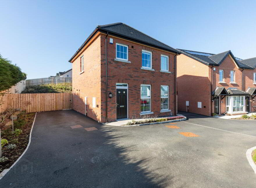 22 Mealough Place, Carryduff, Belfast, BT8 8SL