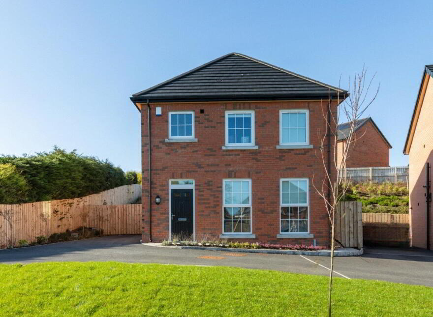 22 Mealough Place, Carryduff, Belfast, BT8 8SL