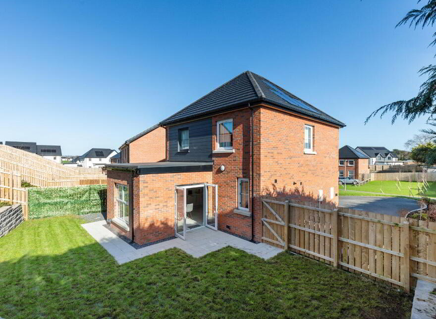 22 Mealough Place, Carryduff, Belfast, BT8 8SL