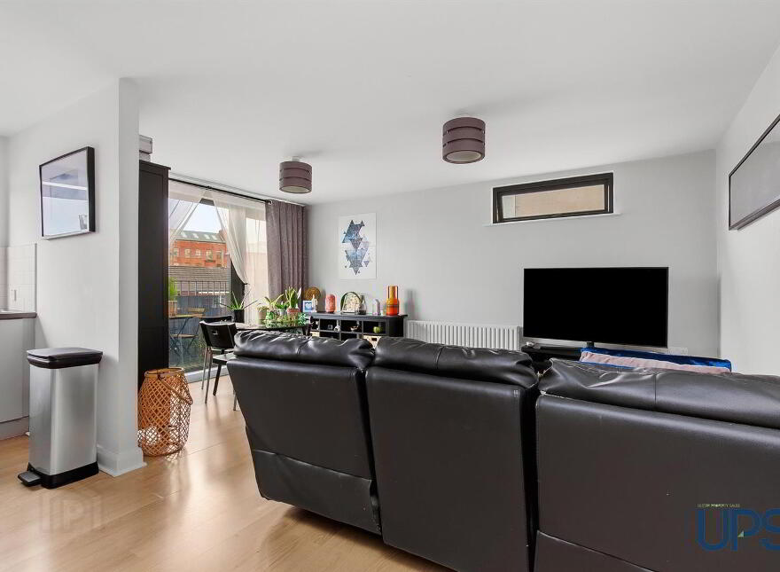 Apt 8 The Hazelton Building, 11 Clonard Street, Falls Road, Belfast, BT13 2QW