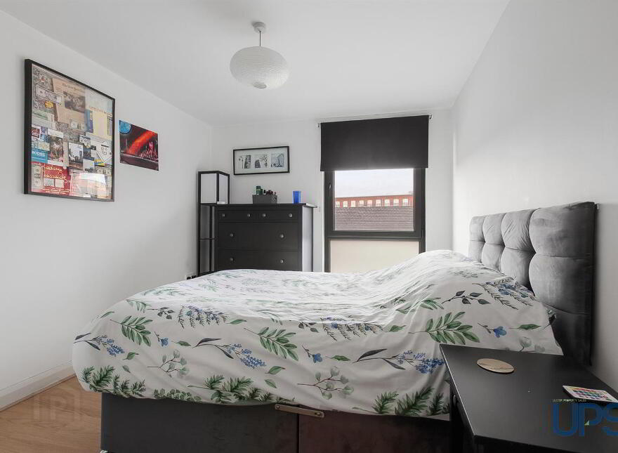 Apt 8 The Hazelton Building, 11 Clonard Street, Falls Road, Belfast, BT13 2QW