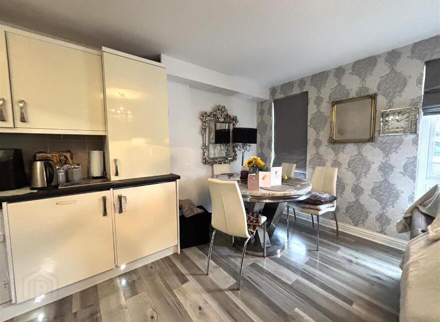 Apt 29, 4 West Circular Close, Belfast, BT13 3WQ