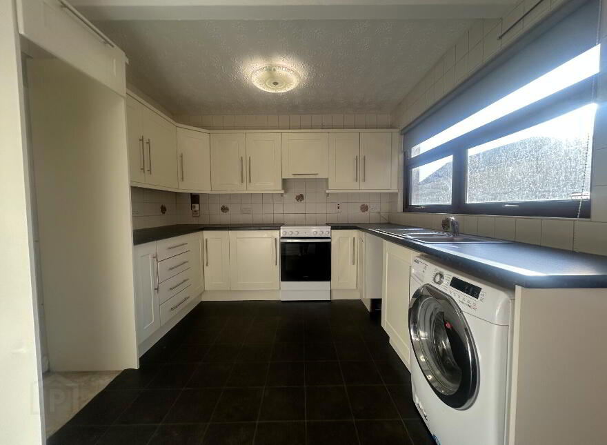 9 Oriel Road, Antrim, BT41 4HP