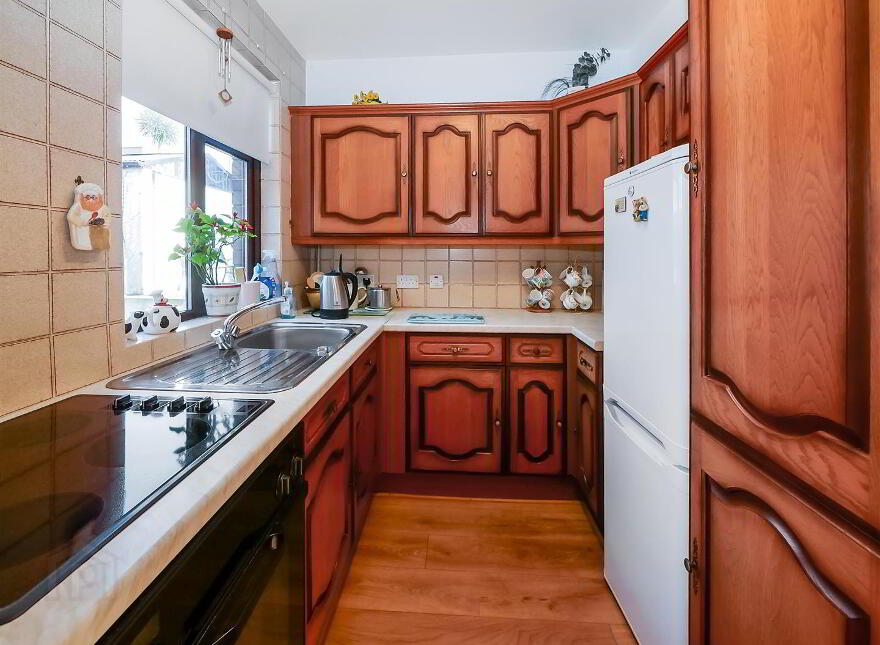 28 Wynchurch Walk, Rosetta, Belfast, BT6 0JS