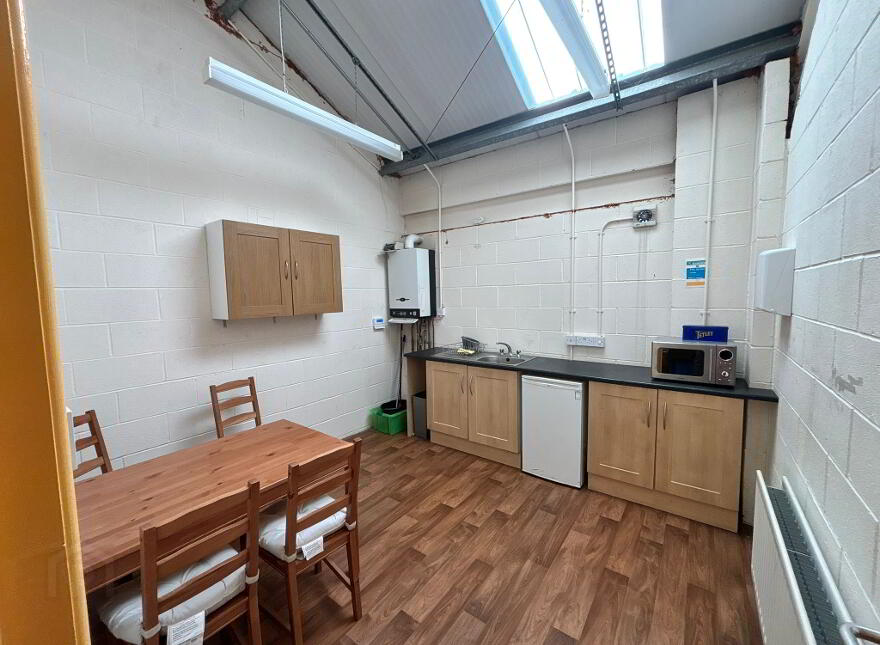 Unit 4, Block B, Scrabo Business Park, Newtownards, BT23 4YH