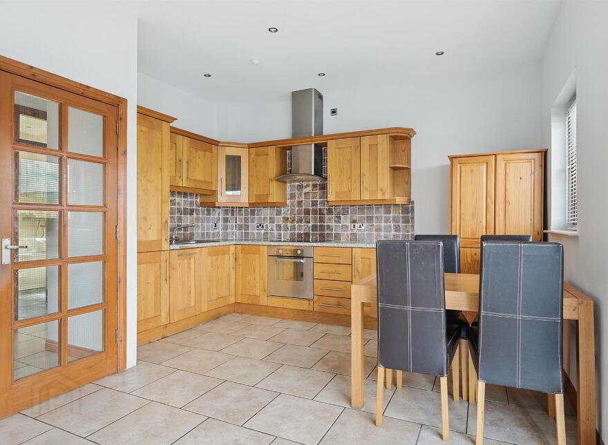 5 Ravenhill Reach Mews, Belfast, BT6 8RE