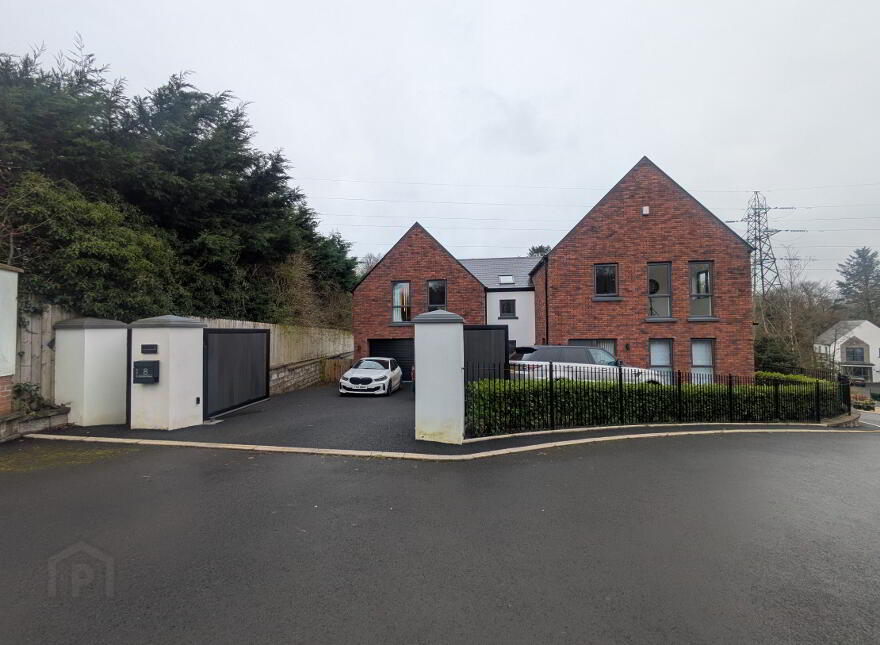 8 Knocktarna Manor, Coleraine, BT52 1HY