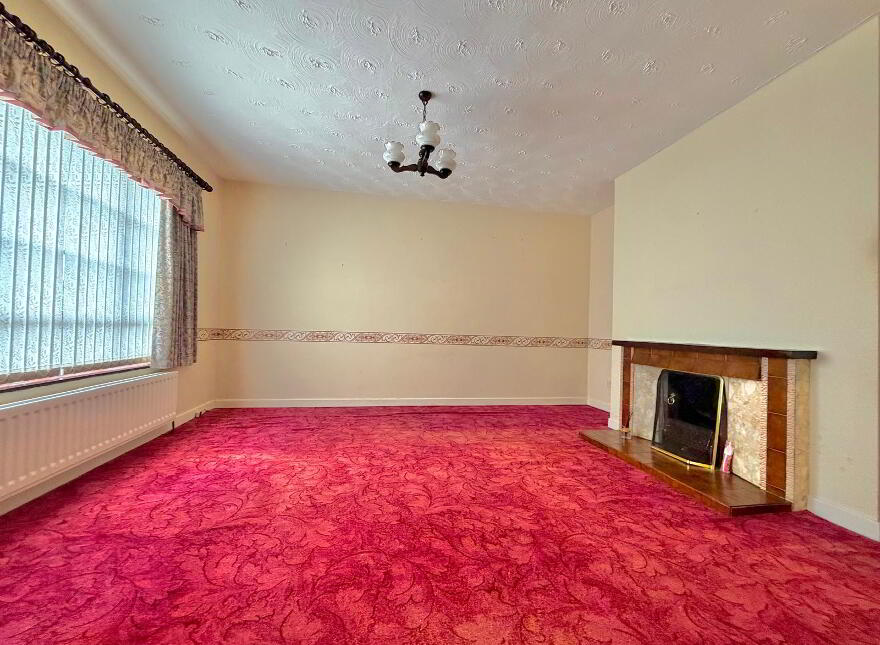 2 Hilton Park, Portglenone, Ballymena, BT44 8HH