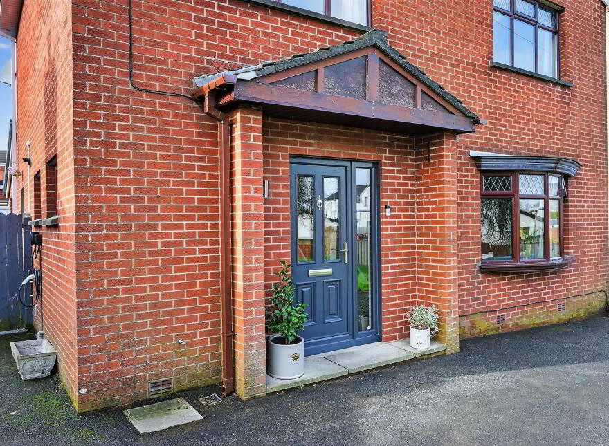 117 Finaghy Road South, Belfast, BT10 0BZ