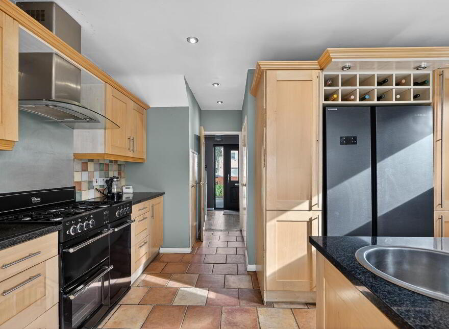117 Finaghy Road South, Belfast, BT10 0BZ