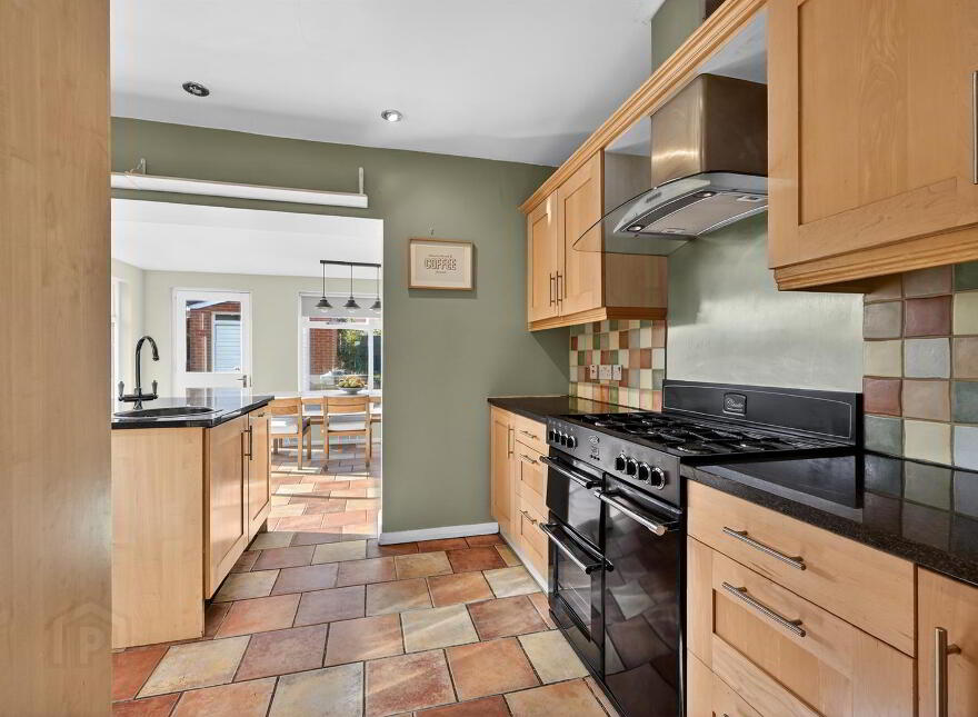 117 Finaghy Road South, Belfast, BT10 0BZ